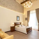 Kings In Lejlighed Rom
