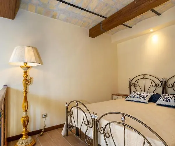 Διαμέρισμα Kings In *