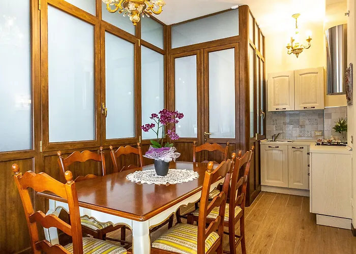 Kings In Διαμέρισμα *